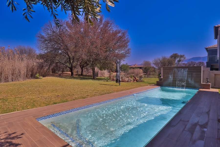 4 Bedroom Property for Sale in WestLake Country Safari Estate North West